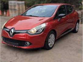 Renault Clio engine
