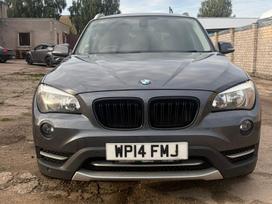 BMW X1 dalimis. Spalvos kodas b39