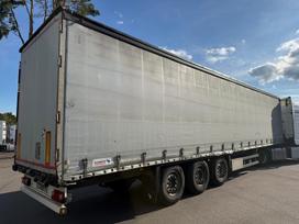 Schmitz SCS 24, užuolaidinės / tentinės