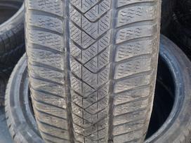 Pirelli Sottozero 3, vissezonas 245/45 R19