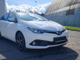 Toyota Auris, 1.2 l., universalas