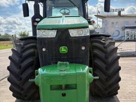 John Deere 8320R, traktoriai