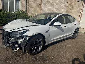 Tesla Model 3, 82 кВт·ч, Седан