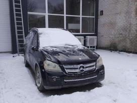 Mercedes-benz Gl klasė dalimis. Automobiliai