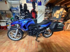 BMW F 650 GS 800cc, enduro / adventure