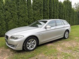 BMW 520, 2.0 l., saloon / sedan