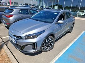 Kia XCeed, 1.6 l., off-road / crossover