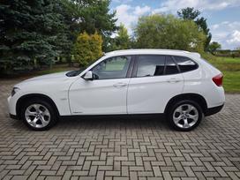 BMW X1, 2.0 l., Внедорожник / Кроссовер
