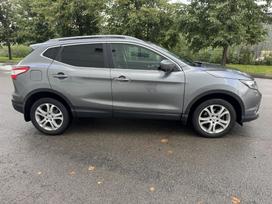 Nissan Qashqai, 1.2 l., Внедорожник / Кроссовер