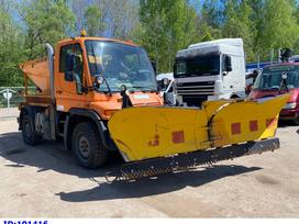 Mercedes-Benz Unimog U300 4X4, kita