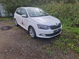 Skoda Fabia dalimis