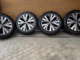 Audi Q4 etron, light alloy, R19
