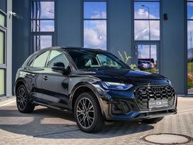Audi Q5, 2.0 l., off-road / crossover