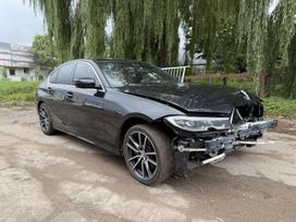 BMW 330, 2.0 l., Седан