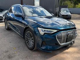 Audi e-tron, 95 кВт·ч, Внедорожник / Кроссовер