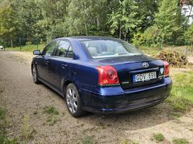 Toyota Avensis, 2.0 l., sedanas
