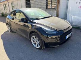 Tesla Model Y, 60 kWh, off-road / crossover