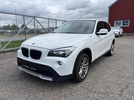BMW X1, 2.0 l., Внедорожник / Кроссовер