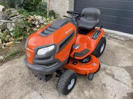 Husqvarna YTH22V46, dārza traktori