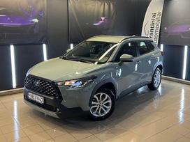 Toyota Corolla Cross, 1.8 l., off-road / crossover