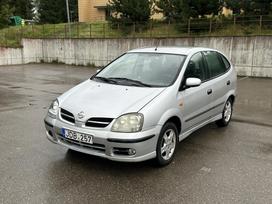 Nissan Almera Tino, 2.2 l., hatchback