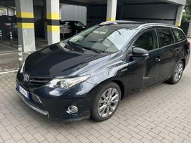 Toyota Auris, 1.8 l., Универсал