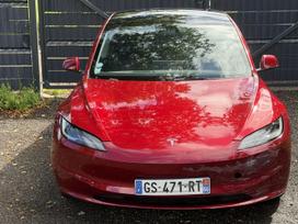 Tesla Model 3, 82 kWh, hatchback