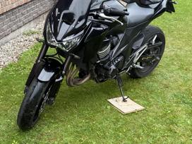Kawasaki Z 800cc, street / classic