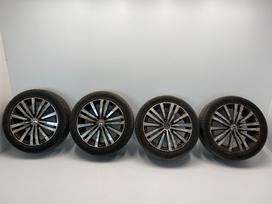 Volkswagen Passat, lengvojo lydinio, R17