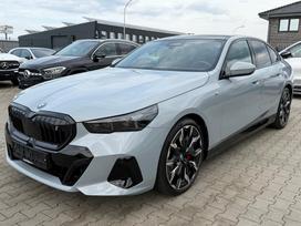 BMW i5, Седан