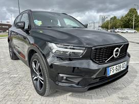 Volvo XC40, 2.0 l., off-road / crossover