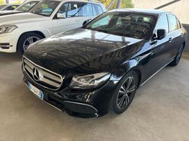 Mercedes-Benz E200, 1.6 l., saloon / sedan