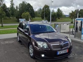 Toyota Avensis, 2.4 l., Универсал