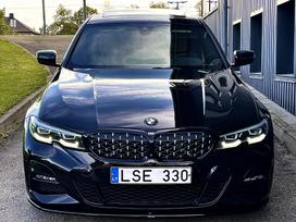 BMW 330, 2.0 l., Седан