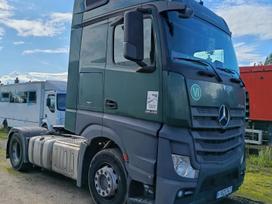 Mercedes-Benz Actros, 2 guļamvietas