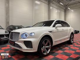 Bentley Bentayga, 4.0 l., visureigis / krosoveris