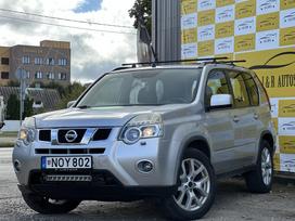Nissan X-Trail, 2.0 l., Внедорожник / Кроссовер