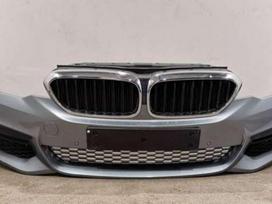 BMW 530 dalimis. Turime kokybiškų bamperių komplektų