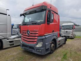 Mercedes-Benz 1845 ACTROS, double sleeper
