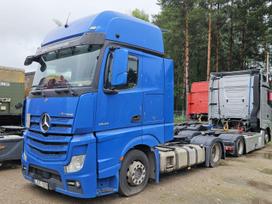Mercedes-Benz 1845 Retarder Mega, double sleeper