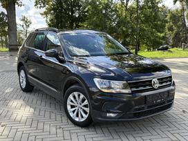 Volkswagen Tiguan, 2.0 l., Минивэн