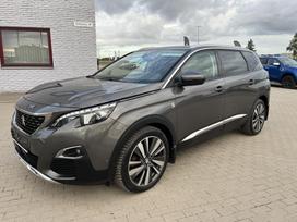 Peugeot 5008, 1.5 l., off-road / crossover
