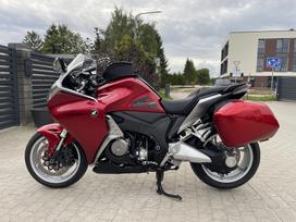 Honda VFR (Crosstourer / Crossrunner) 1200cc, touring / sport touring / kelioniniai