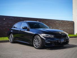 BMW 320, 2.0 l., saloon / sedan