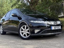 Honda Civic, 1.8 l., Хэтчбек