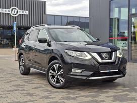 Nissan X-Trail, 1.6 l., off-road / crossover