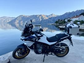 CFMOTO 800 Explore 800cc, kruīza / touring