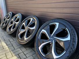 KIA EV6, lengvojo lydinio, R20
