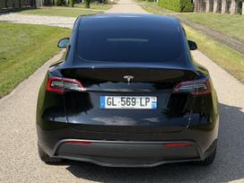 Tesla Model Y, 60 kWh, hatchback