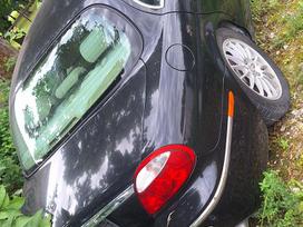 Jaguar S-type dalimis. Yra įvairių spalvų